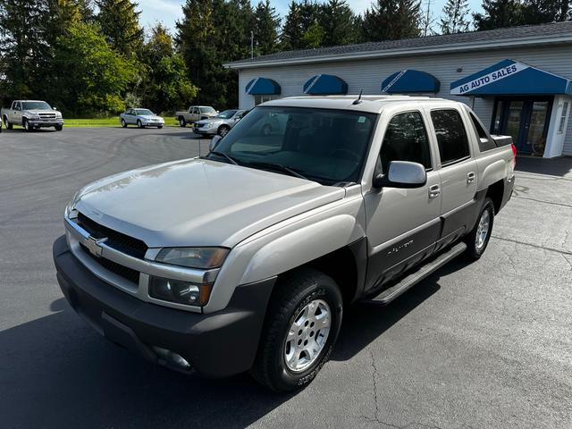 Photo of 2004 Silver Birch Metallic Chevrolet Avalanche