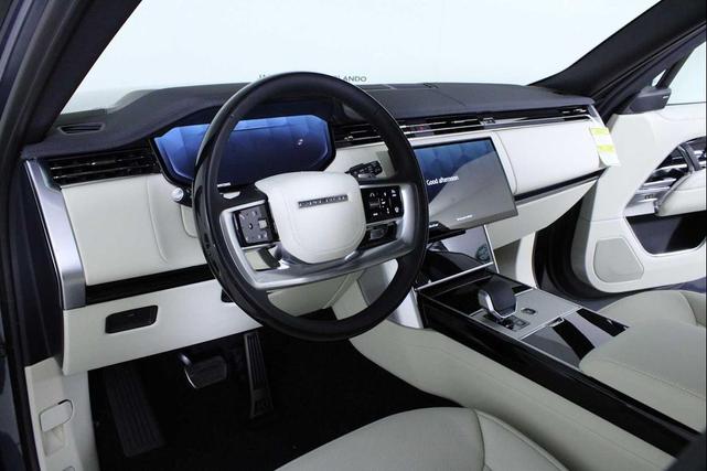 Photo of 2025 VARESINE BLU ME Land Rover Range Rover