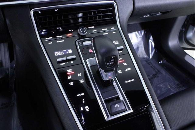 Photo of 2020 SILVER Porsche Panamera