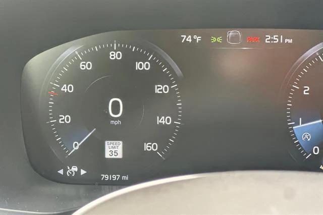 Photo of 2021 Denim Blue Metallic Volvo XC60