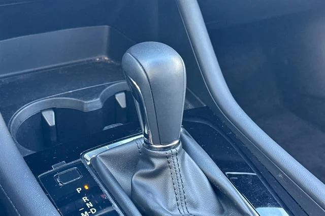 Photo of 2023 Platinum Quartz Metallic Mazda Mazda3