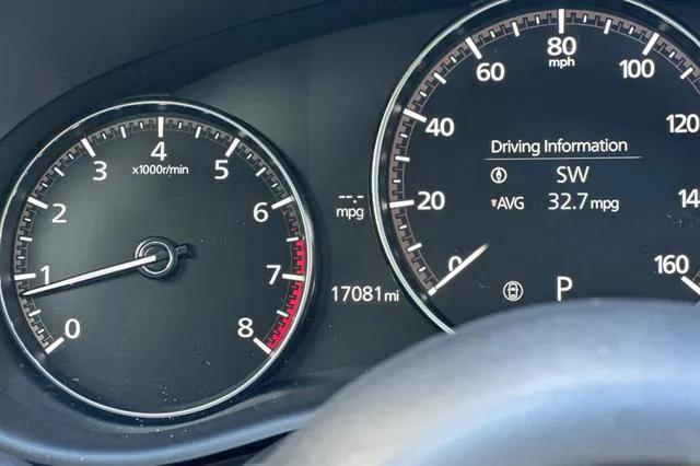 Photo of 2023 Platinum Quartz Metallic Mazda Mazda3