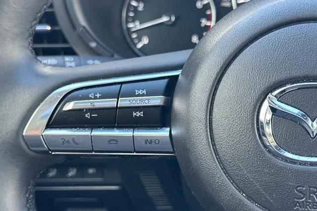Photo of 2023 Platinum Quartz Metallic Mazda Mazda3