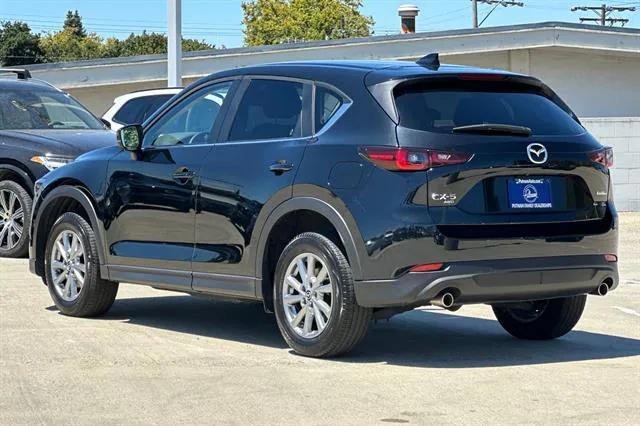 Photo of 2022 Jet Black Mica Mazda CX-5