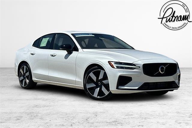 2024 Volvo S60 Recharge Plug-in Hybrid