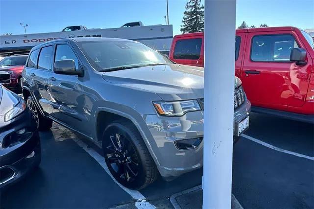 2022 Jeep Grand Cherokee