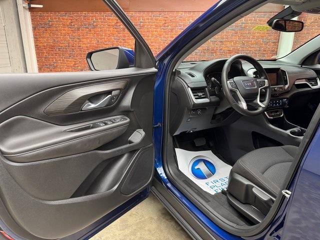 Photo of 2022 Blue GMC Terrain