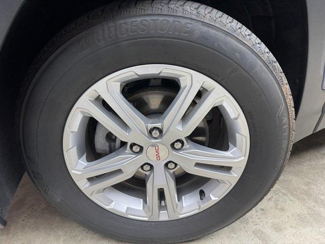 Photo of 2022 Blue GMC Terrain