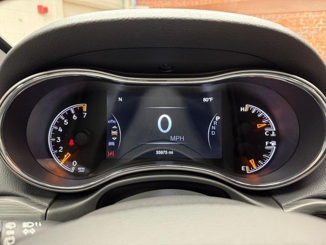 Photo of 2022 Black Jeep Grand Cherokee WK