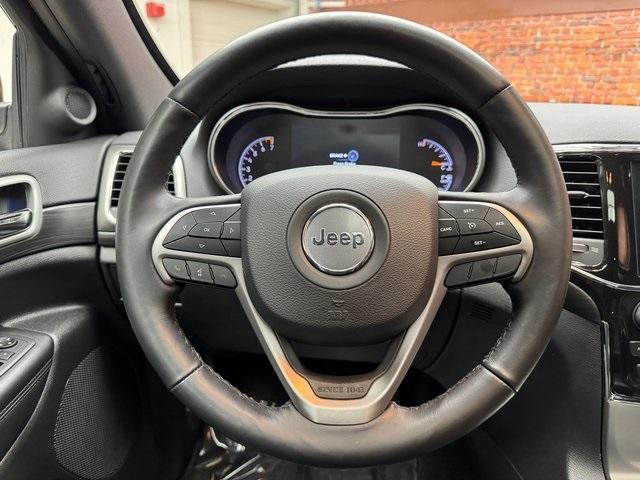Photo of 2022 Black Jeep Grand Cherokee WK