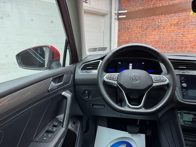 Photo of 2022 Kings Red Volkswagen Tiguan