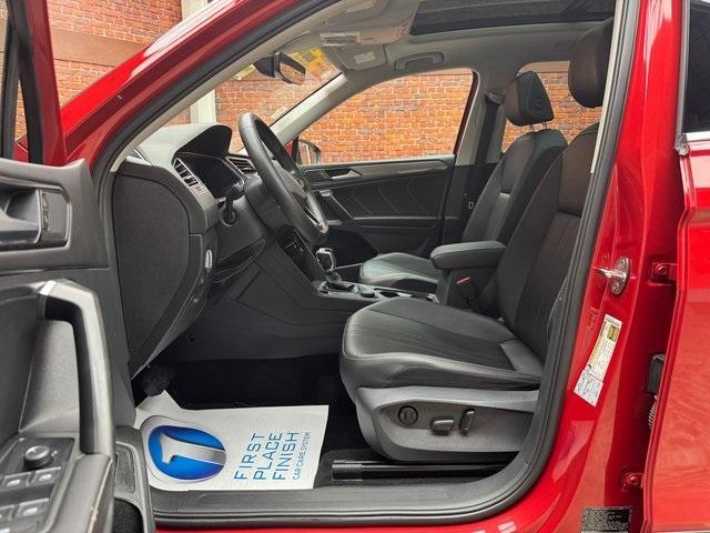 Photo of 2022 Kings Red Volkswagen Tiguan