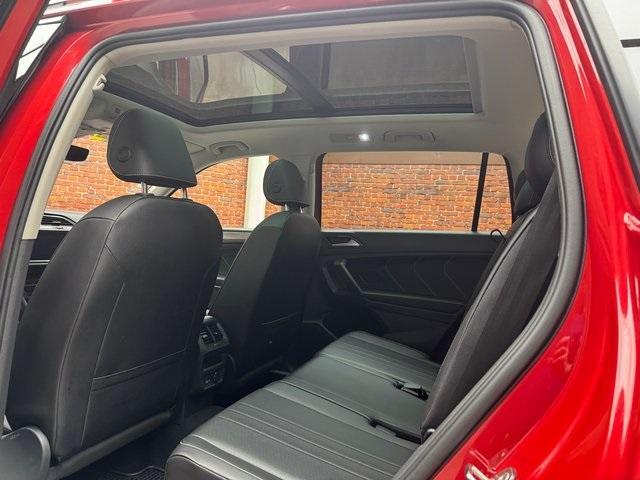 Photo of 2022 Kings Red Volkswagen Tiguan