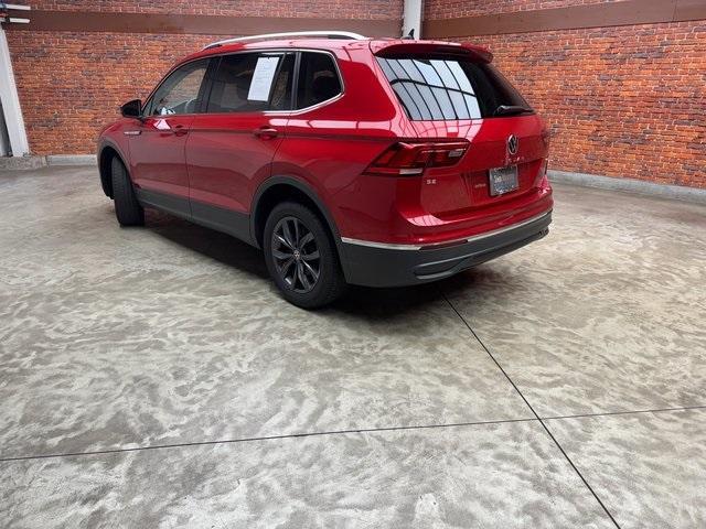 Photo of 2022 Kings Red Volkswagen Tiguan