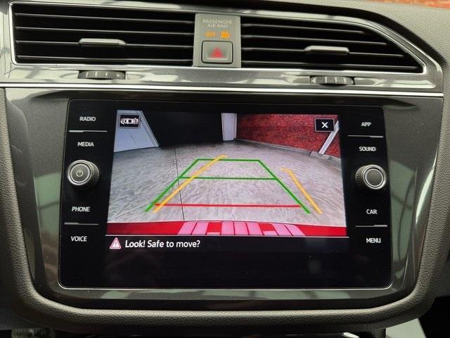 Photo of 2022 Kings Red Volkswagen Tiguan