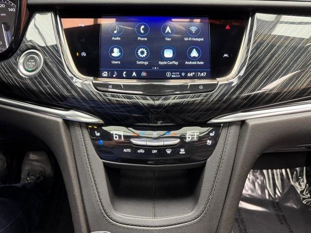 Photo of 2023 White Cadillac XT6