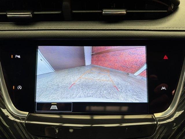Photo of 2023 White Cadillac XT6