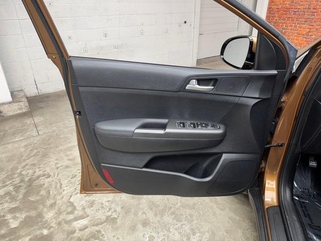 Photo of 2020 Burnished Copper Kia Sportage