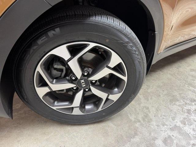 Photo of 2020 Burnished Copper Kia Sportage