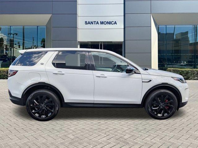 Photo of 2023 Fuji White Land Rover Discovery Sport