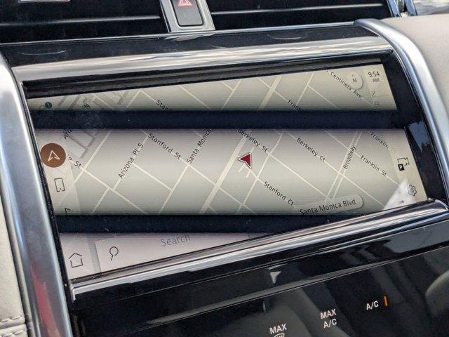 Photo of 2023 Fuji White Land Rover Discovery Sport