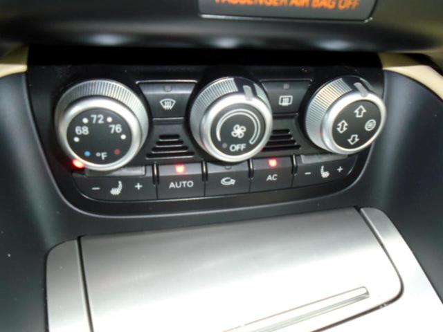 Photo of 2011 White Audi TT