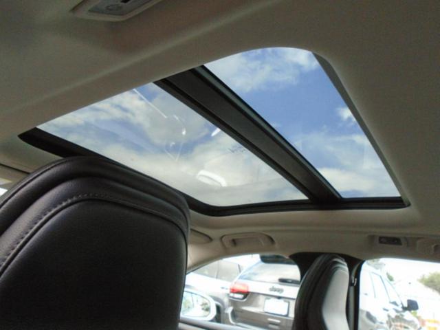 Photo of 2021 White Volvo S60