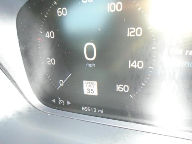 Photo of 2021 White Volvo S60