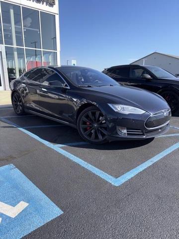 Photo of 2015 Blue Tesla Model S
