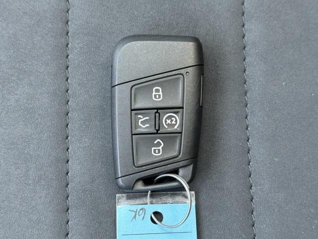 Photo of 2024 Deep Black Pearl Volkswagen Taos