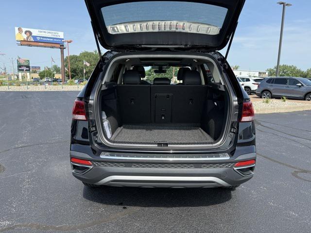 Photo of 2024 Deep Black Pearl Volkswagen Taos