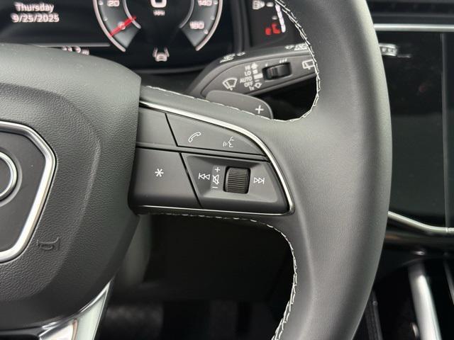 Photo of 2025 Glacier White Metallic Audi Q8