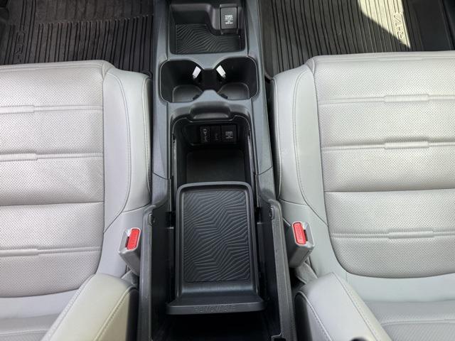 Photo of 2018 Purple Honda CR-V