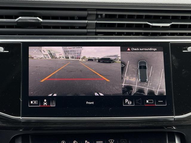 Photo of 2025 Mythos Black Metallic Audi Q7
