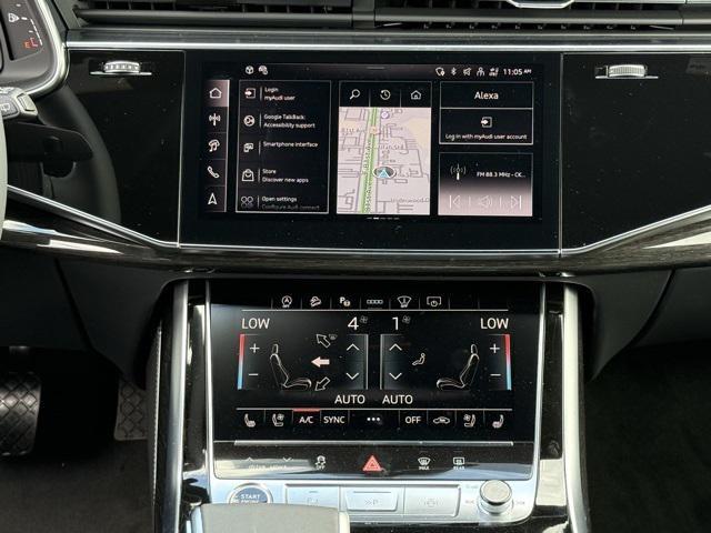 Photo of 2025 Mythos Black Metallic Audi Q7