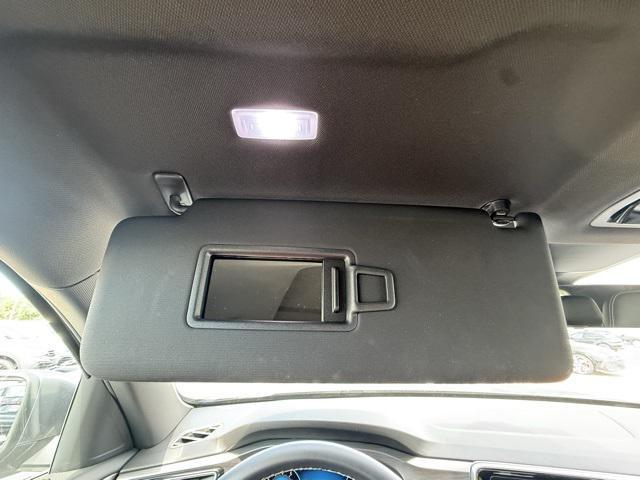 Photo of 2025 Silver Mist Metallic Volkswagen Atlas Cross Sport