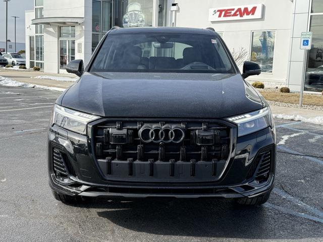 Photo of 2025 Mythos Black Metallic Audi Q7