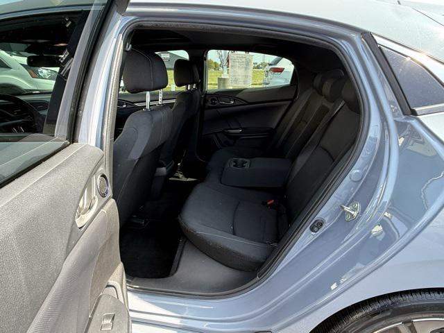 Photo of 2019 Sonic Gray Pearl Honda Civic