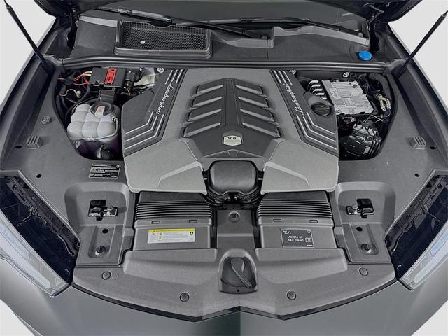 Photo of 2024 Black Lamborghini Urus