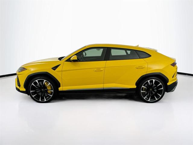 Photo of 2022 Giallo Auge Metallic Lamborghini Urus