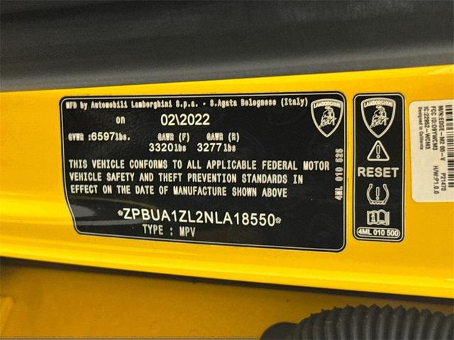 Photo of 2022 Giallo Auge Metallic Lamborghini Urus