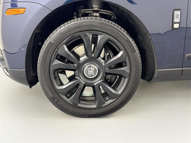 Photo of 2020 Blue Rolls-Royce Cullinan