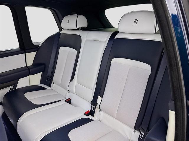 Photo of 2020 Blue Rolls-Royce Cullinan