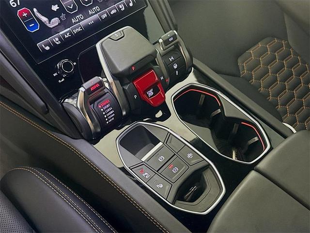 Photo of 2023 Silver Lamborghini Urus
