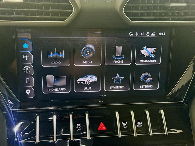 Photo of 2023 Silver Lamborghini Urus
