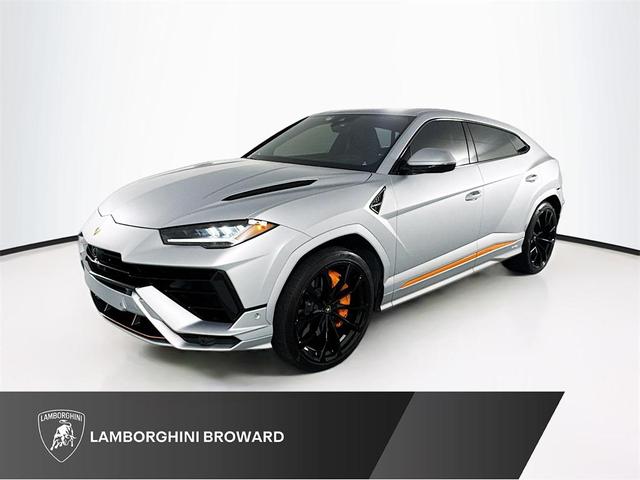 Photo of 2023 Silver Lamborghini Urus