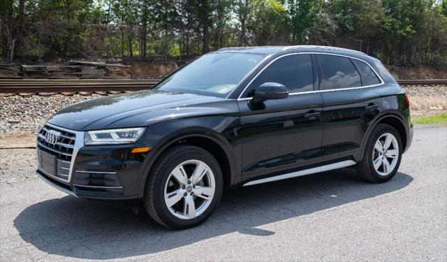 Photo of 2018 BLACK Audi Q5