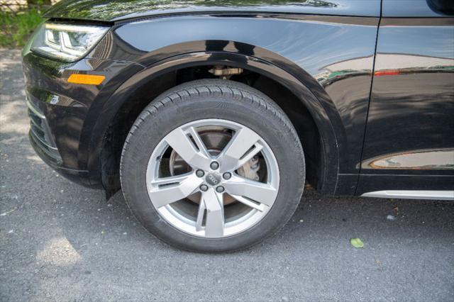 Photo of 2018 BLACK Audi Q5