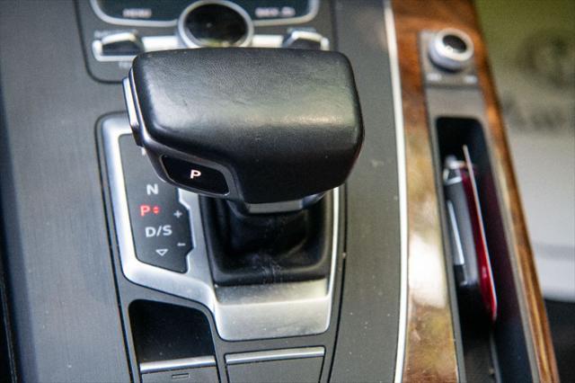 Photo of 2018 BLACK Audi Q5