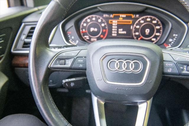Photo of 2018 BLACK Audi Q5